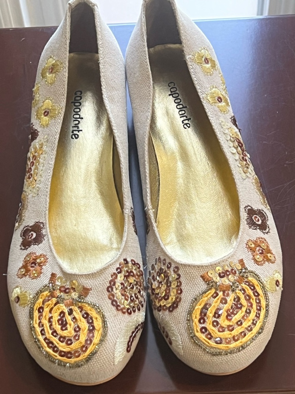 NEW Capodarte Brazil Embellished Ballerina Flats